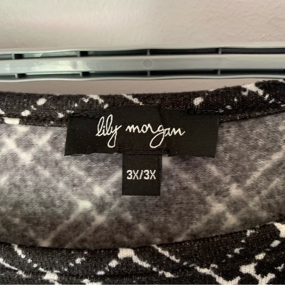 Lily Morgan Black Plus Size Shirt Size 3XL NWT - Picture 3 of 9